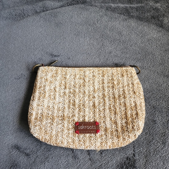 SAKROOTS Embroidered Straw Purse/Clutch - Picture 2 of 4